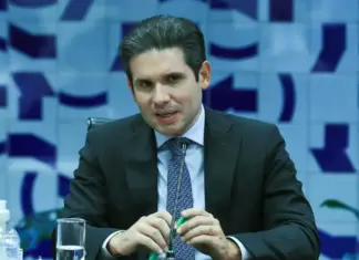 Câmara promete debate sobre fim da escala 6×1 Imagem de post