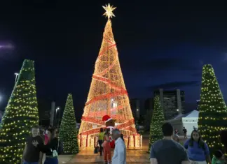 Nosso Natal ilumina Esplanada com 64 mil m² de atrações