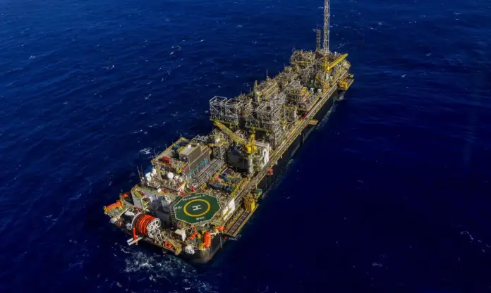 Plataforma de pretóleo-© Tânia Rêgo:Agência Brasil