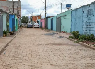 Urbanização avança na Estrutural com pavimento e fachadas renovadas