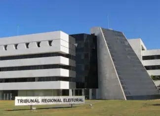 Mais de 424 mil eleitores do DF precisam regularizar título