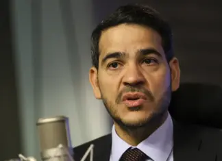 AGU pede reconsideração sobre impeachment no STF