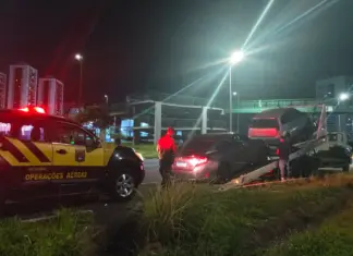 Detran-DF retira veículos perigosos da EPTG em operação