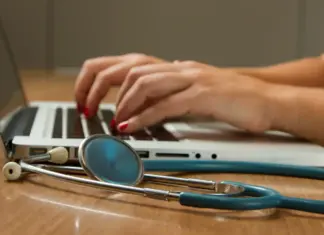 Enamed expõe fragilidades na formação médica