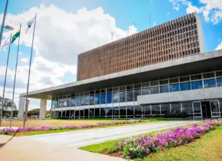 Civebra encerra edição histórica com música e casa cheia na EMB