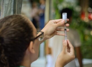 Casos de síndrome respiratória grave caem no Brasil, aponta Fiocruz