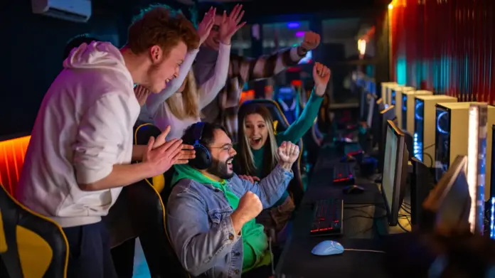 Arena Tech-Divulgação-Secti-DF Arena Tech em Sobradinho no Estádio Augustinho Lima com área de tecnologia games e hackathon gratuito