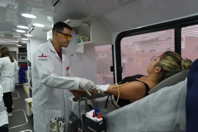 Posto de coleta de sangue montado na Administração do Riacho Fundo II