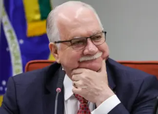 Fachin retira julgamento sobre Mendonça da pauta Edson Fachin