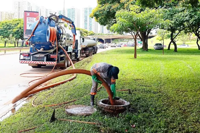 Limpeza de boca de lobo