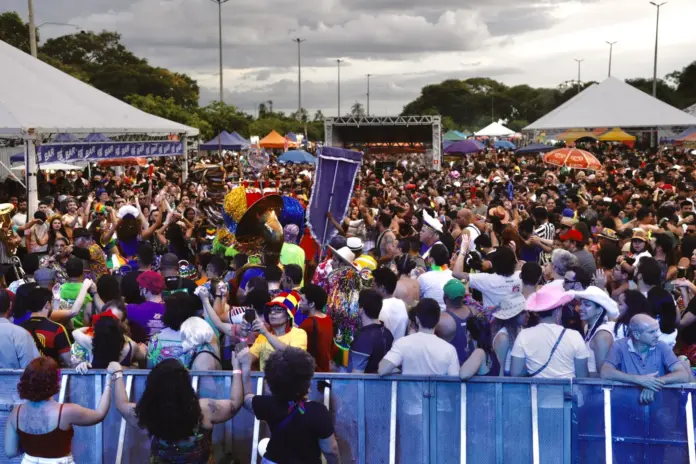 Pessoas no DF Folia 2026