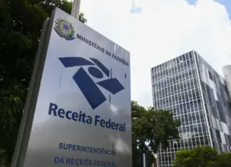 Receita admite vazamento e acesso a dados do STF Fachada da Receita Federal e referência ao STF em notícia sobre apuração de acessos indevidos a dados fiscais