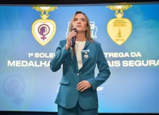 DF entrega Medalha Mulher Mais Segura a 500 pessoas