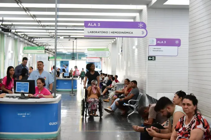 Hospital de Base do DF amplia atendimentos cardíacos com triagem específica e reforço na hemodinâmica.