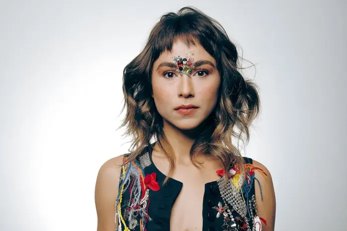 Cantora Flaira Ferro se apresentará em Brasília