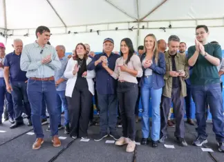 GDF entrega tratores e reforça apoio ao campo Ibaneis Rocha e Celina leão na cerimônia de entrega de patrulhas agrí