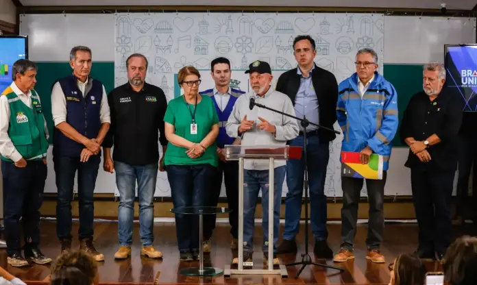 Lula anuncia compra assistida e gabinete federal para reconstrução em Juiz de Fora