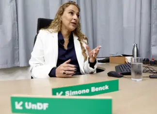 Matrículas no ensino superior público do DF sobem 77% Simone Benck, reitora da Unidf