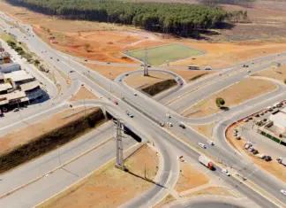 Itapoã avança com obras e serviços e muda perfil urbano Obras e equipamentos públicos no Itapoã