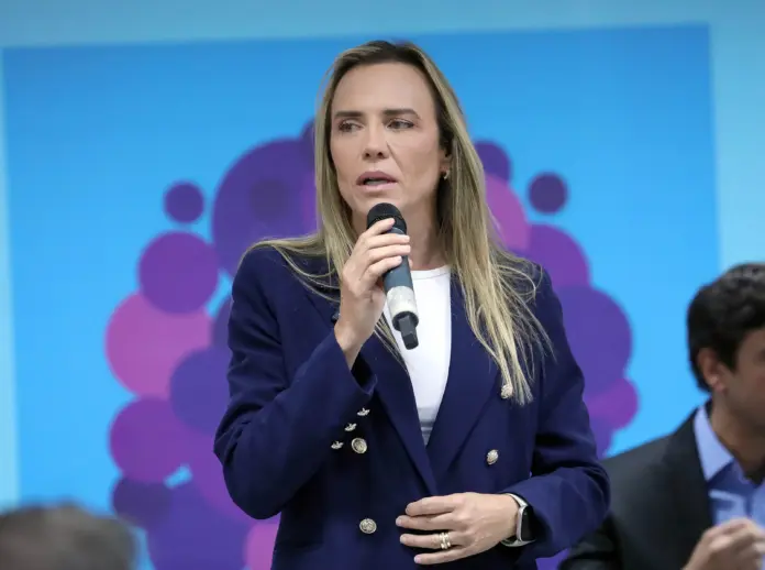 Governadora Celina Leão