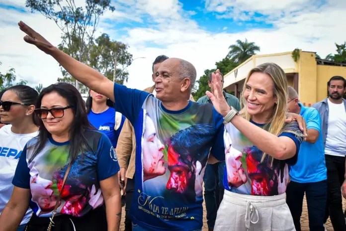 Celina paixão de Cristo-George Gianni:GDF Via-Sacra de Planaltina no Morro da Capelinha com Celina Leão