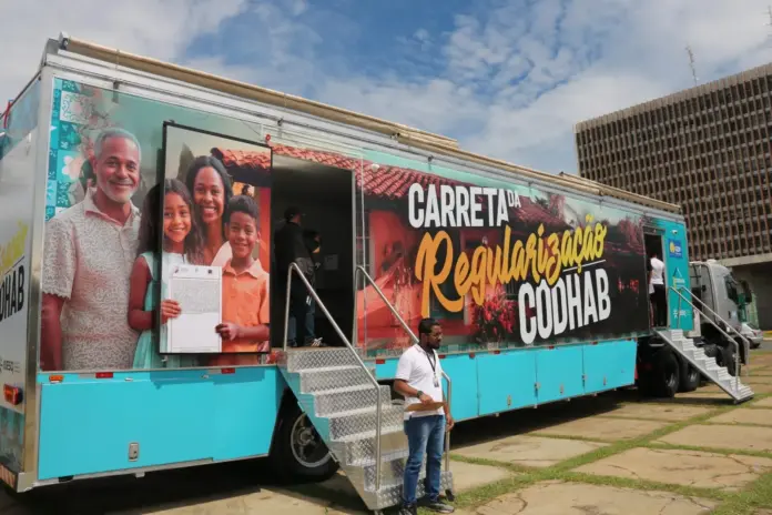 Carreta regulariza imóveis em Samambaia
