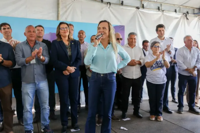 Celina Leão - Asfalto ao INCRA-Paulo H. Carvalho-Agência Brasília Celina Leão - Asfalto INCRA
