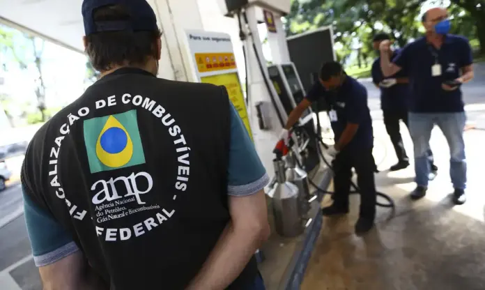 fiscalizacao postos de combustivel ANP