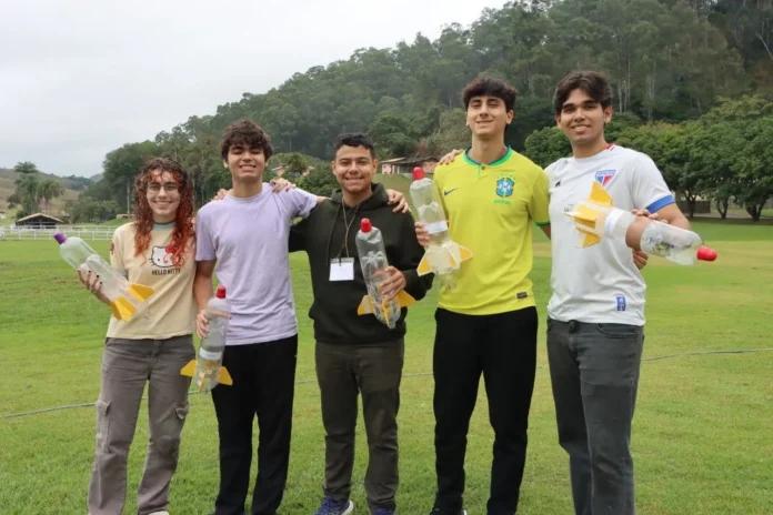 Estudantes no OBA